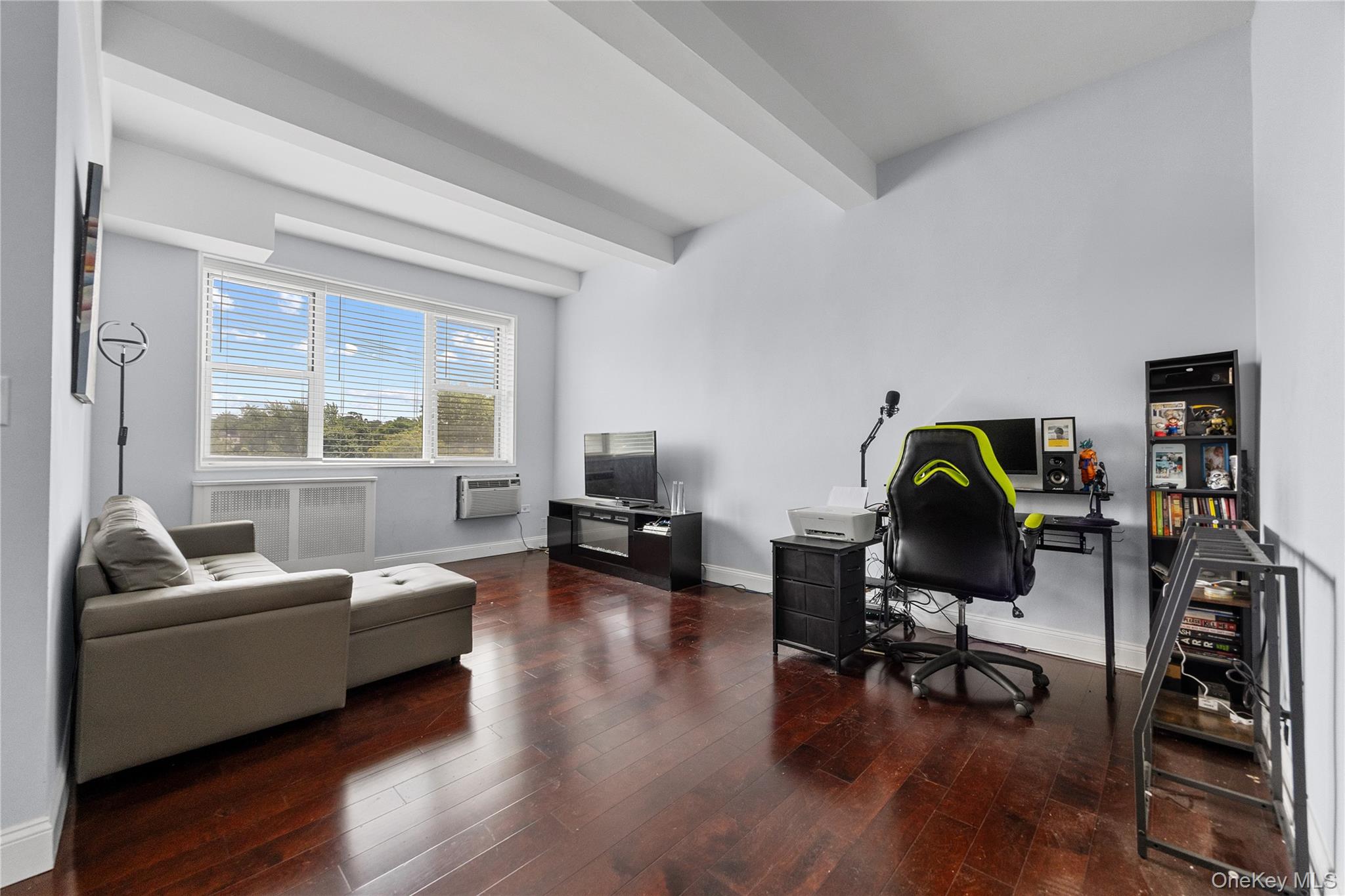 355 Bronx River Road 1i