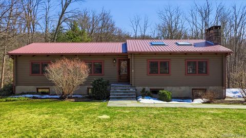 Homes For Sale - 183 Bullet Hole Road<br/> Putnam County, Mahopac, NY 10541