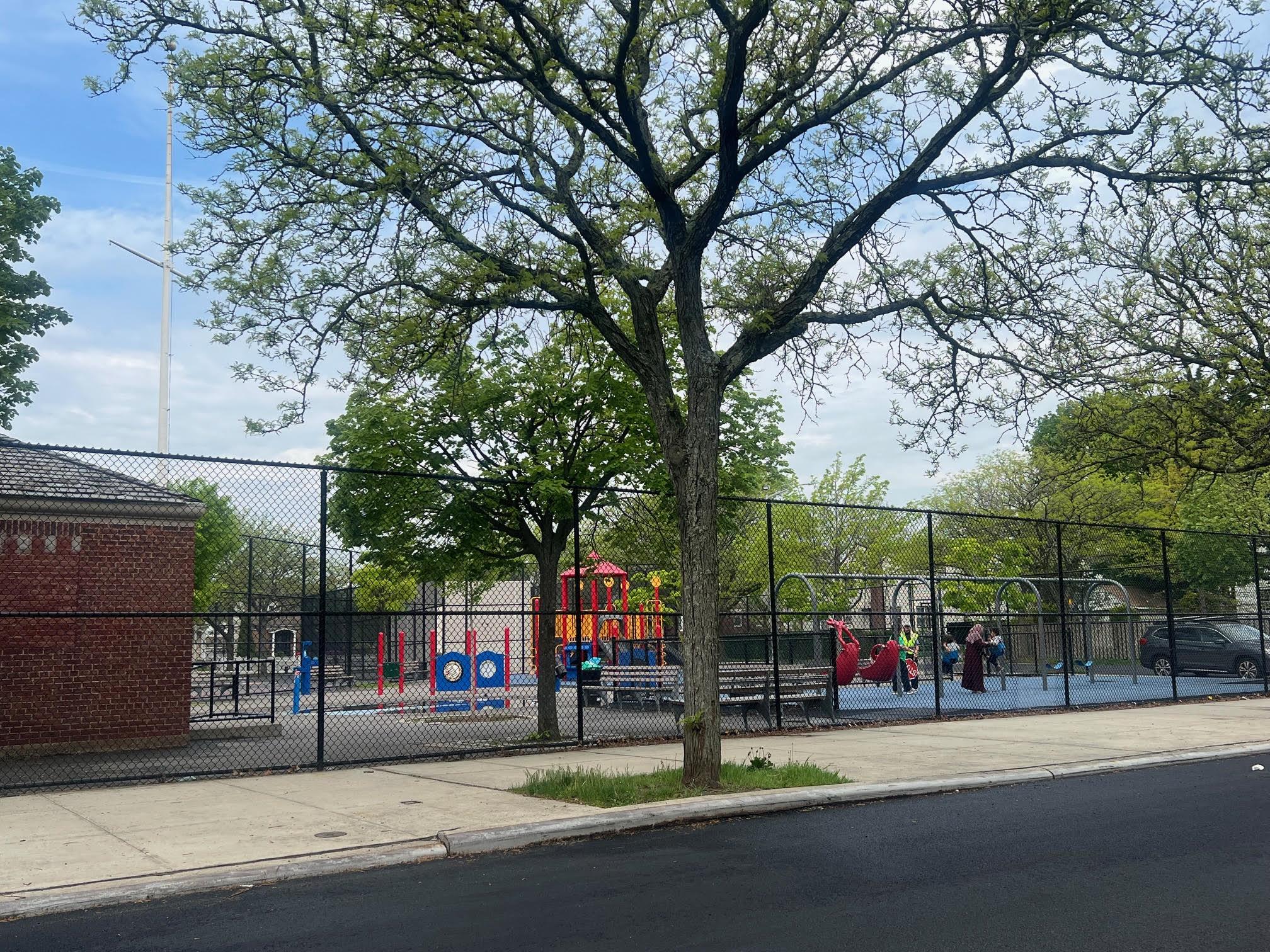 247-61 90th Avenue, Bellerose, New York image 37