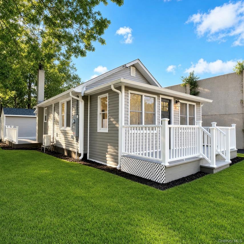 Photo of 4 Garfield Court, Nesconset, NY 11767 (MLS # 1063663)