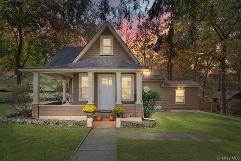 Photo of 1 Moonlight Trail, Goshen, NY 10924 (MLS # 928206)