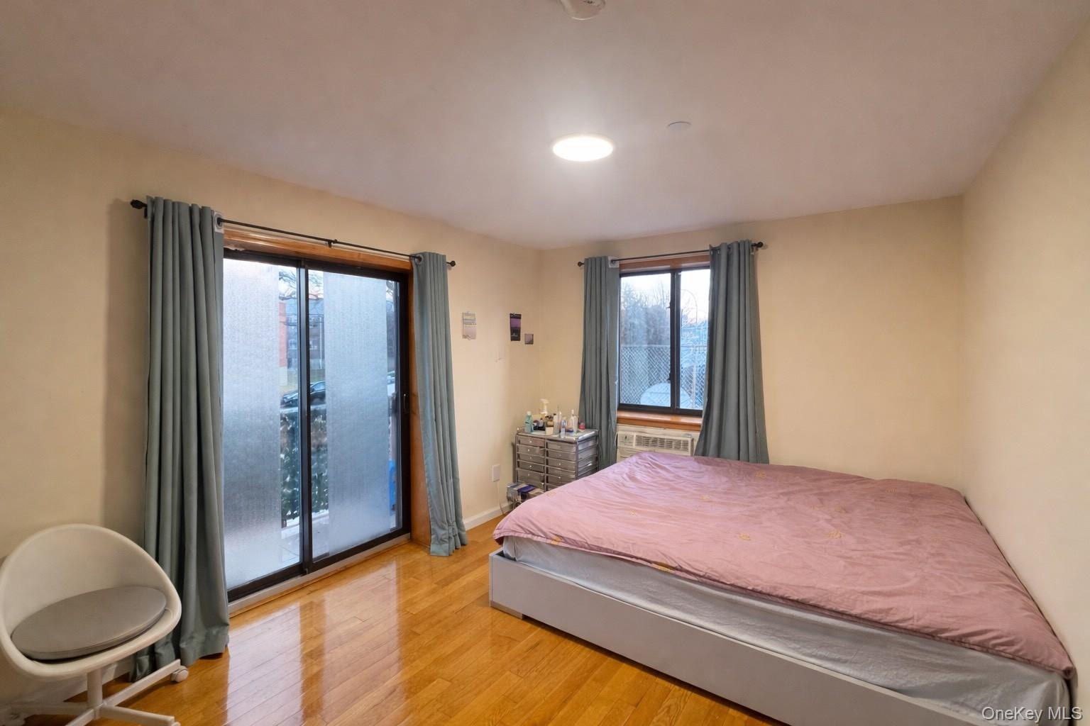 7548 Parsons Boulevard 2A