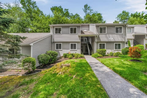 Photo of 149 Flintlock Way #E, Yorktown Heights, NY 10598 (MLS # 1025950)