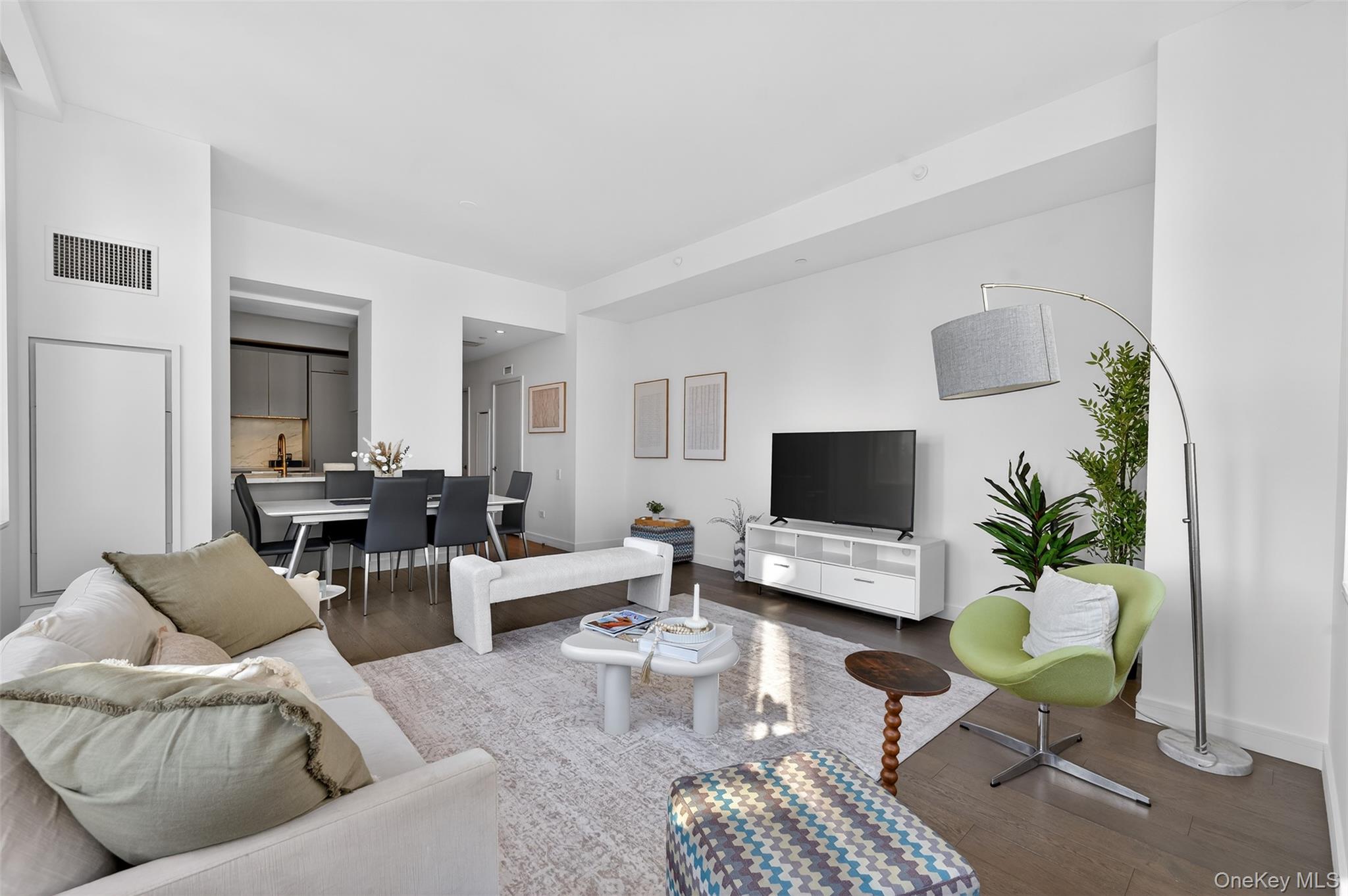 305 E 51st Street 15F