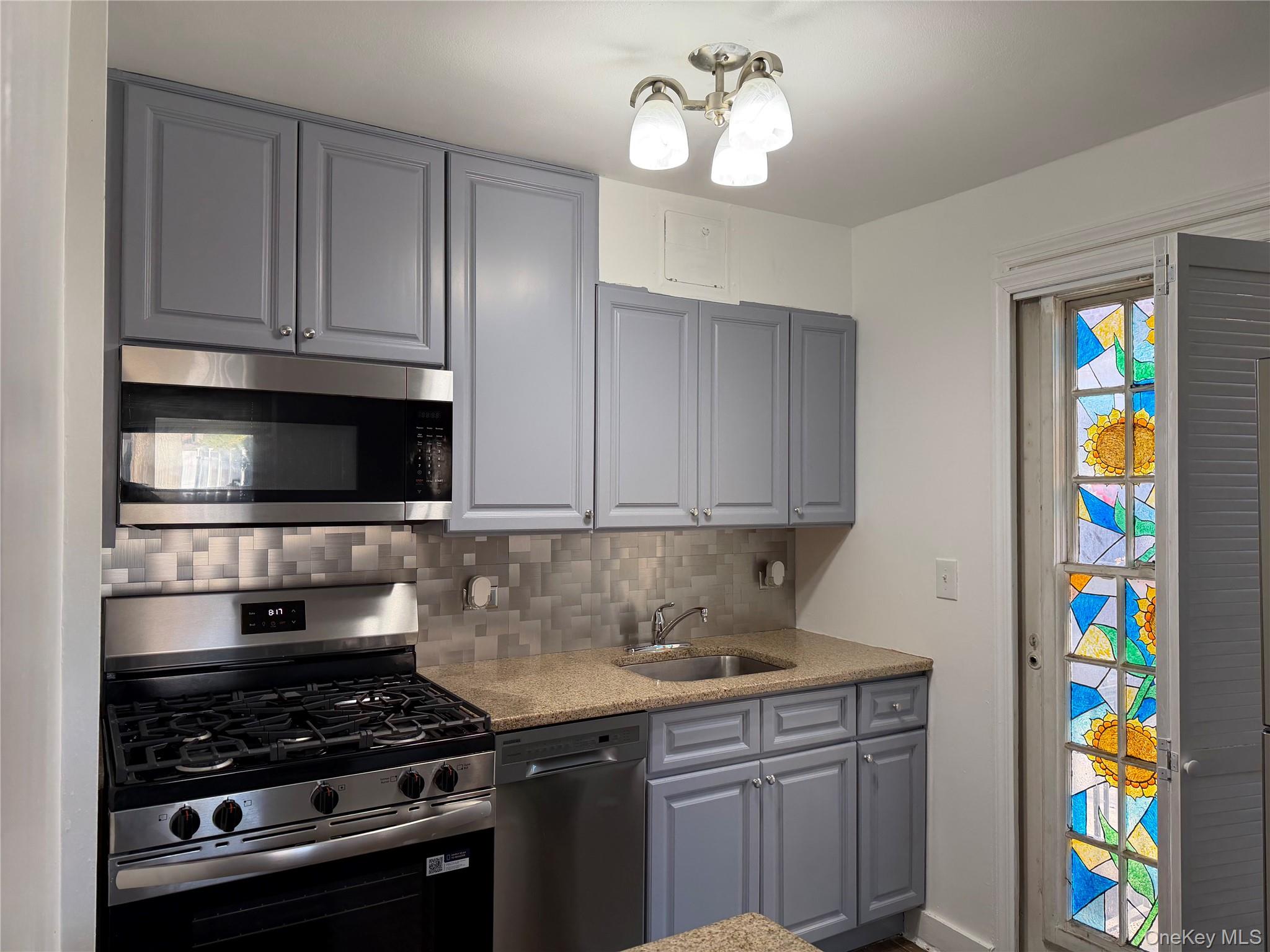 147-53 Grand Central Parkway 1