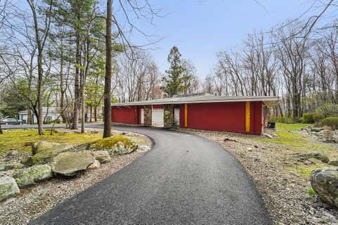 Homes For Sale - 18 Tamarack Lane<br/> Pomona, NY 10970