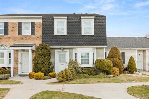 Condo For Sale - 158 Harbor<br/> Amityville, NY 11701