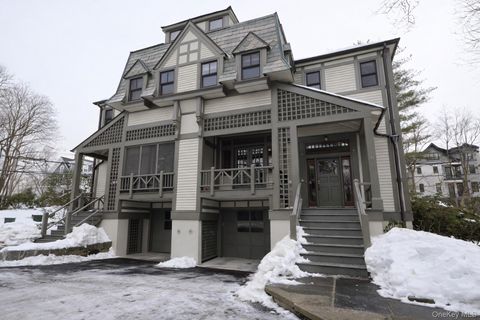 16 Clinton Avenue Dobbs Ferry NY 10522