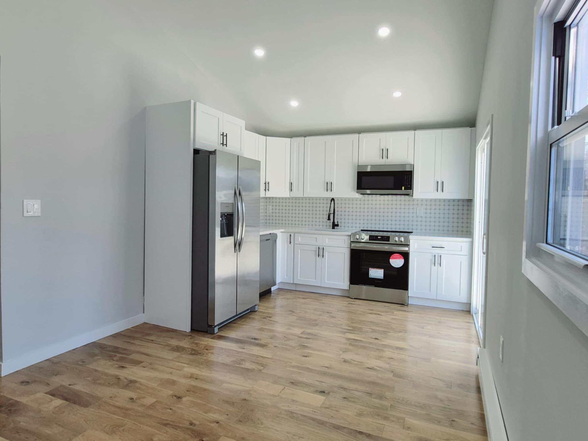 28 Mill Drive, Mastic Beach, New York image 9