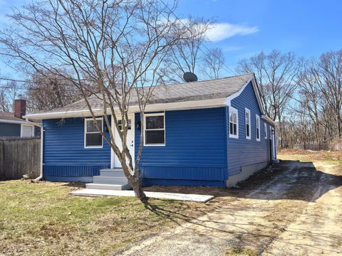 28 Mill Drive, Mastic Beach, NY 11951 - MLS#: 839856