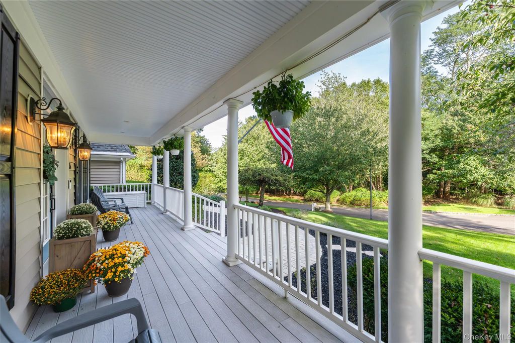 Photo of 15 Crescent Court, Wading River, NY 11792 (MLS # 961950)