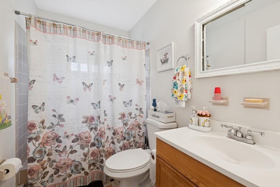 1702 Lakeview Avenue, Seaford, New York image 22