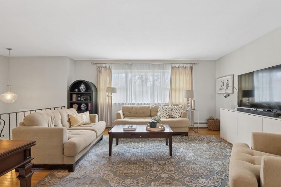 1702 Lakeview Avenue, Seaford, New York image 5