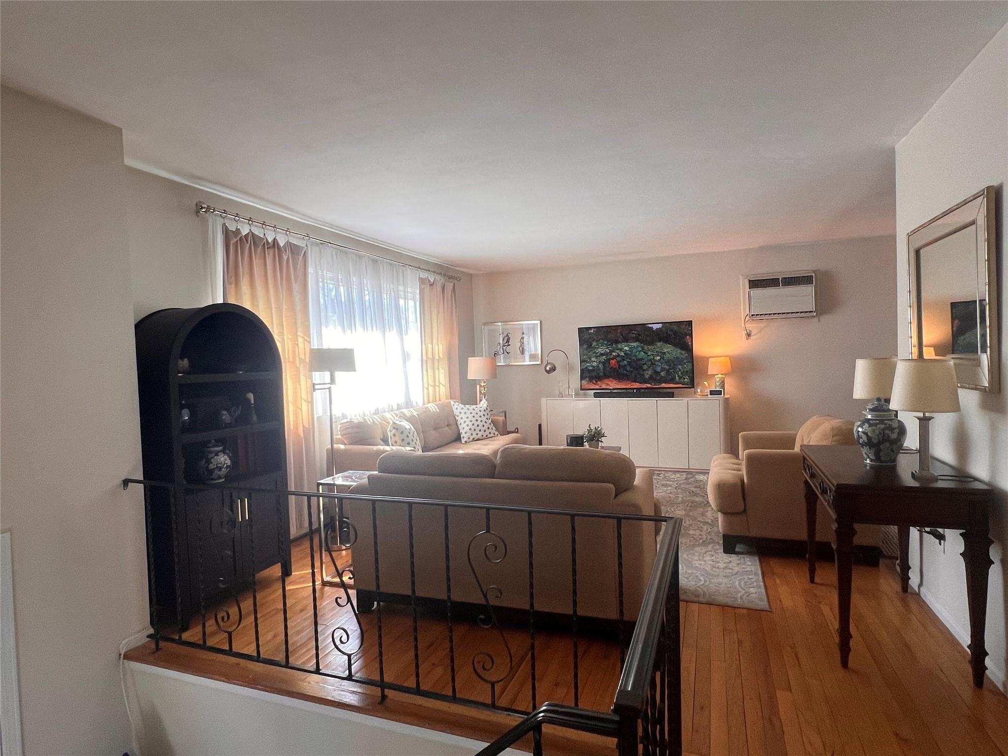 1702 Lakeview Avenue, Seaford, New York image 5