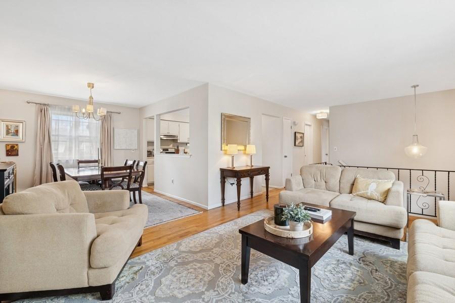 1702 Lakeview Avenue, Seaford, New York image 4
