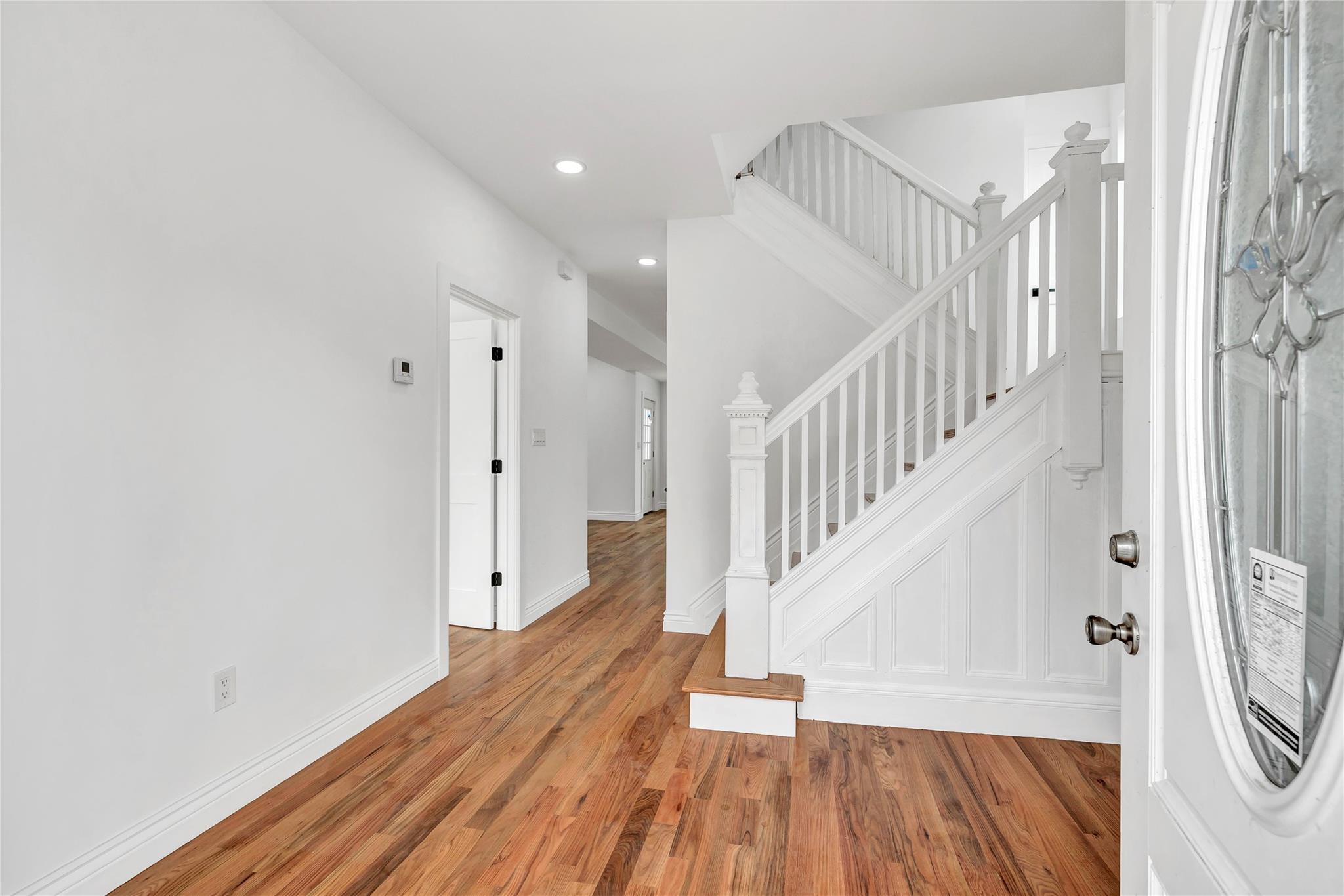 29 W Sterling Place, Hempstead, New York image 2