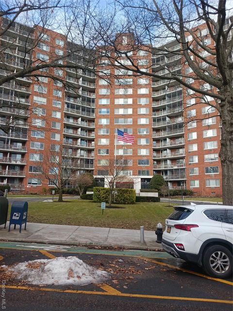 220-55 46th Avenue Unit 7S, Bayside, NY 11361 - MLS#: 947994