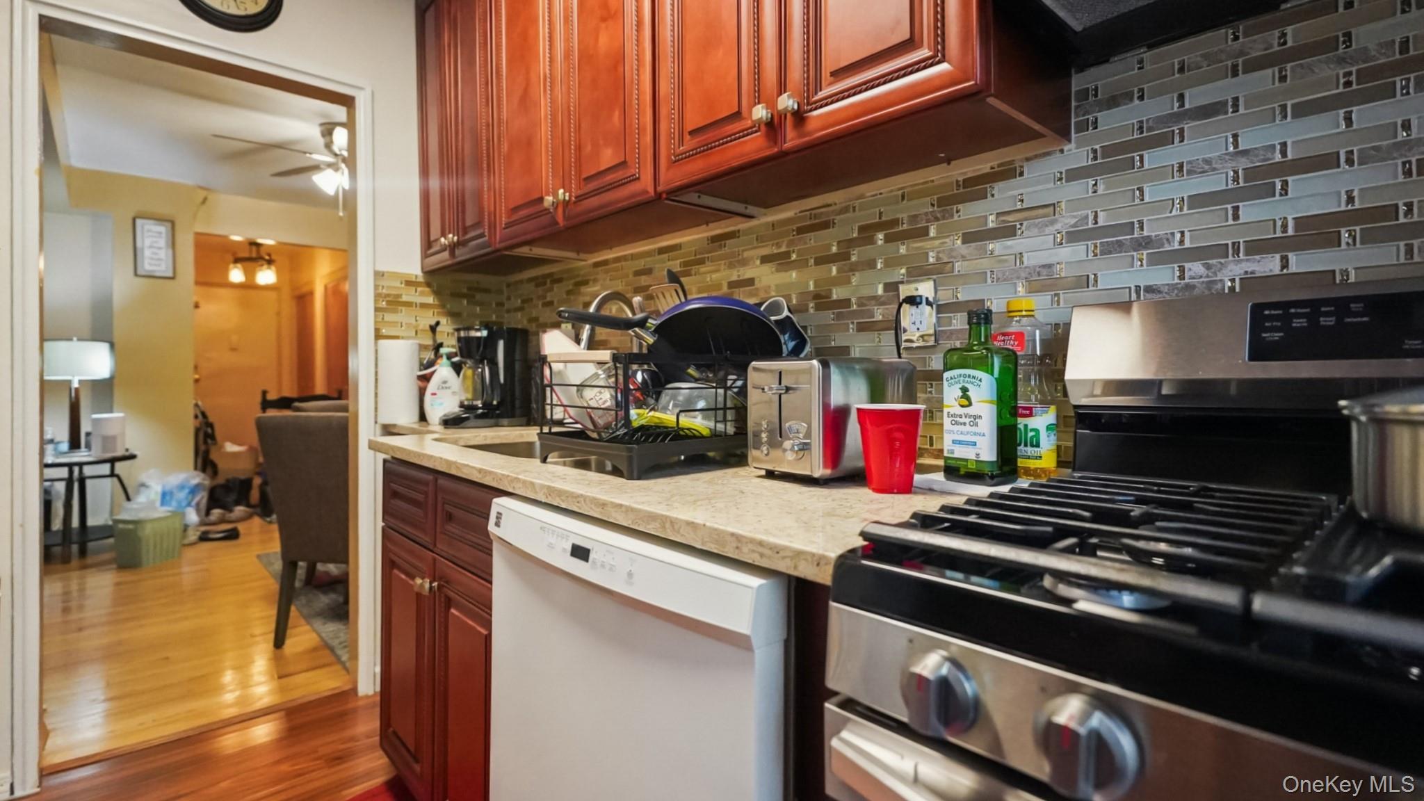 1133 Midland Avenue 3K