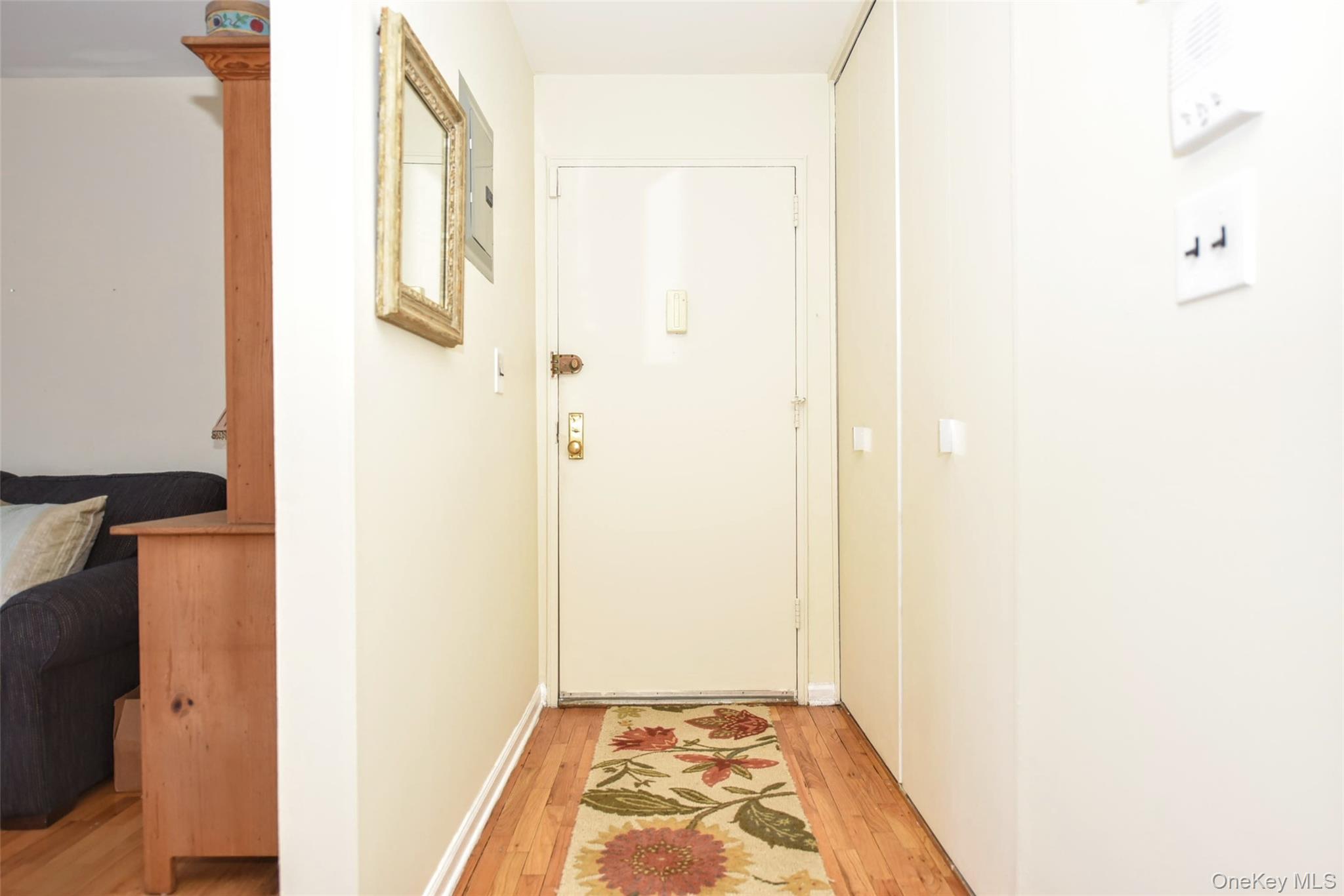 24 Bon Aire Circle N