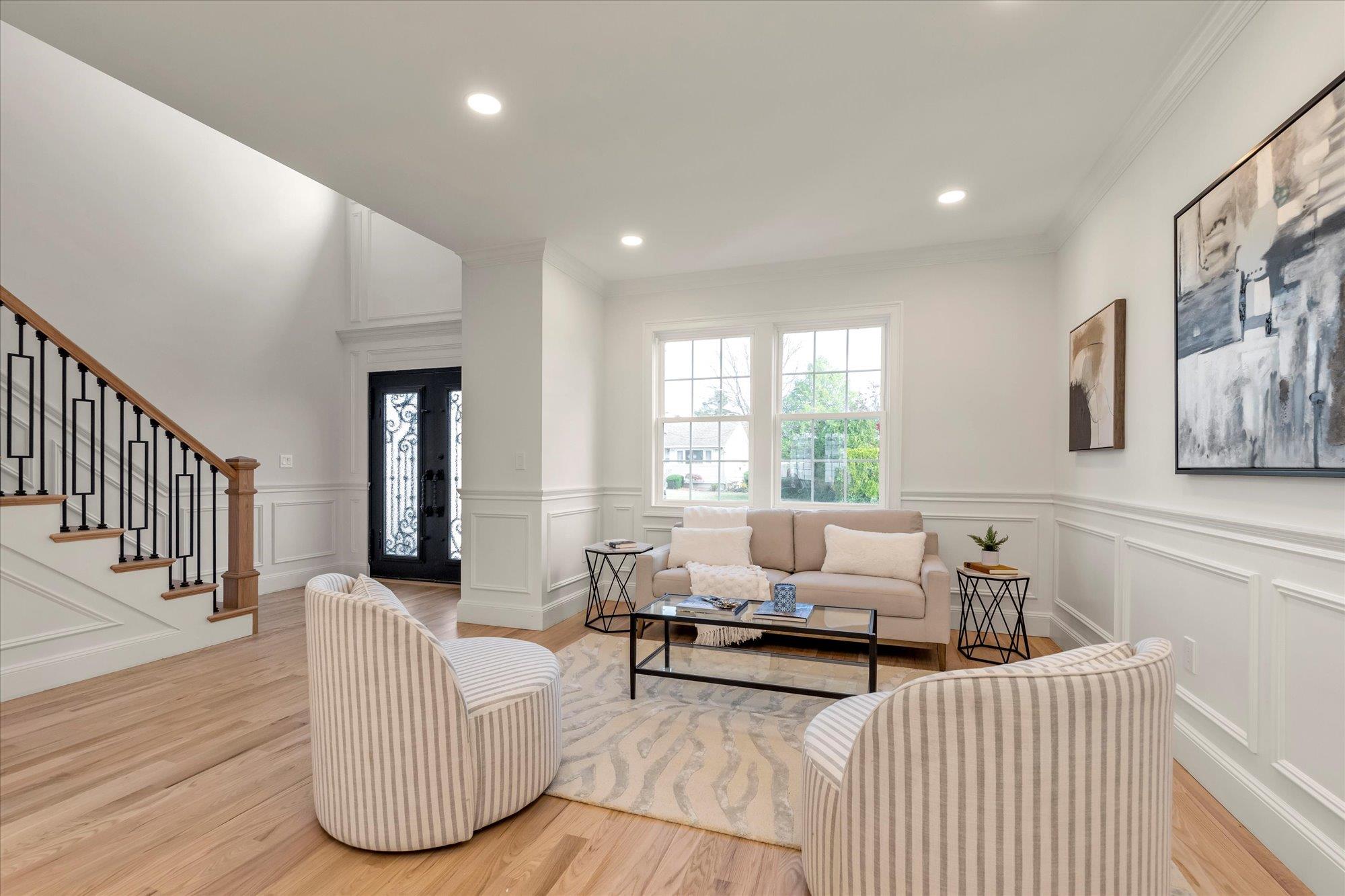 44 Cambria Road, Syosset, New York image 11