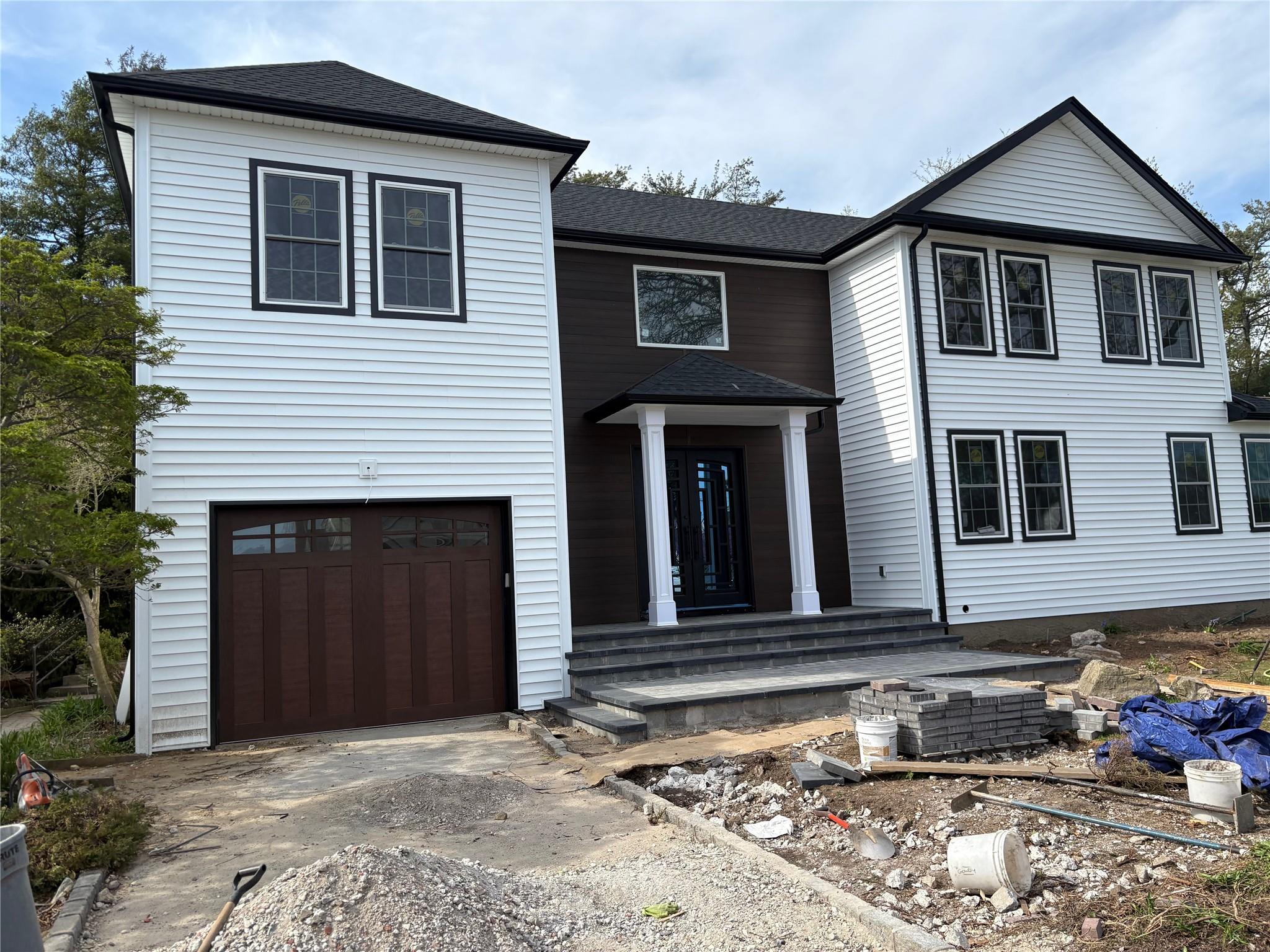 44 Cambria Road, Syosset, New York image 1