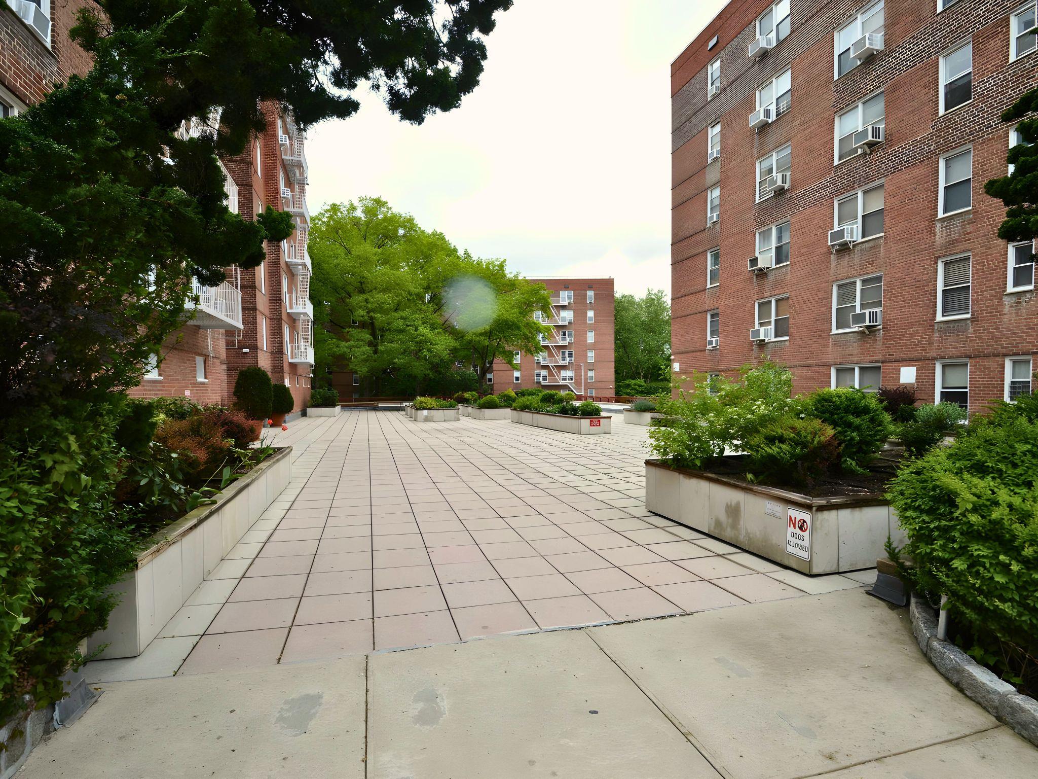 501 Riverdale Avenue 2J