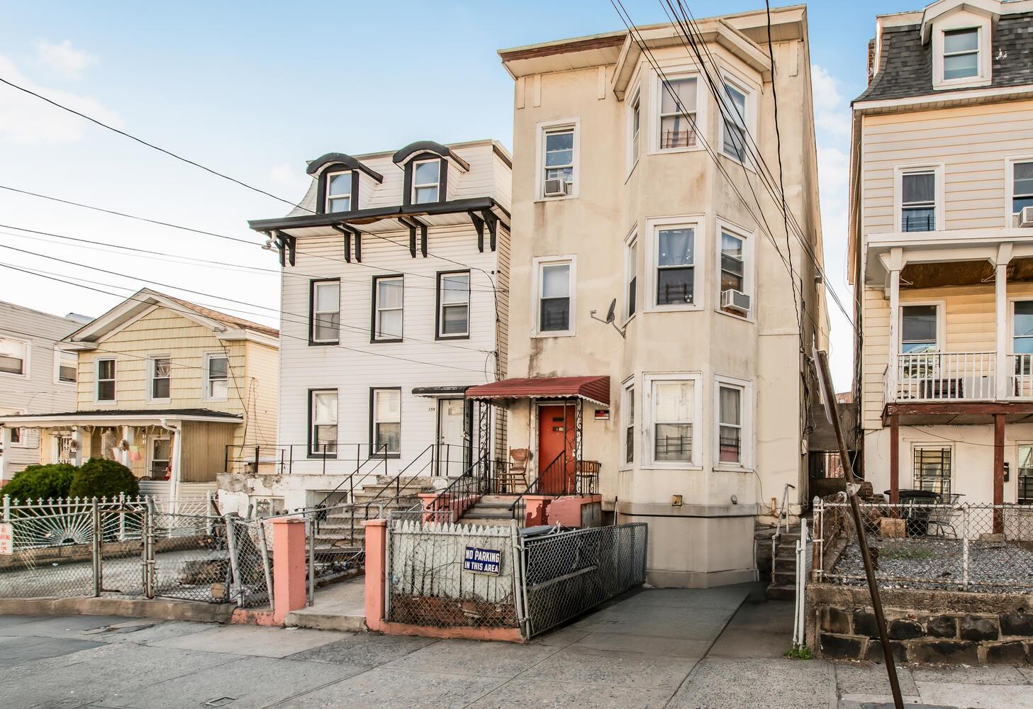 157 Waverly Street