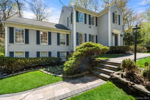 Homes For Sale - 8 Dogwood Road<br/> Stony Brook, NY 11790