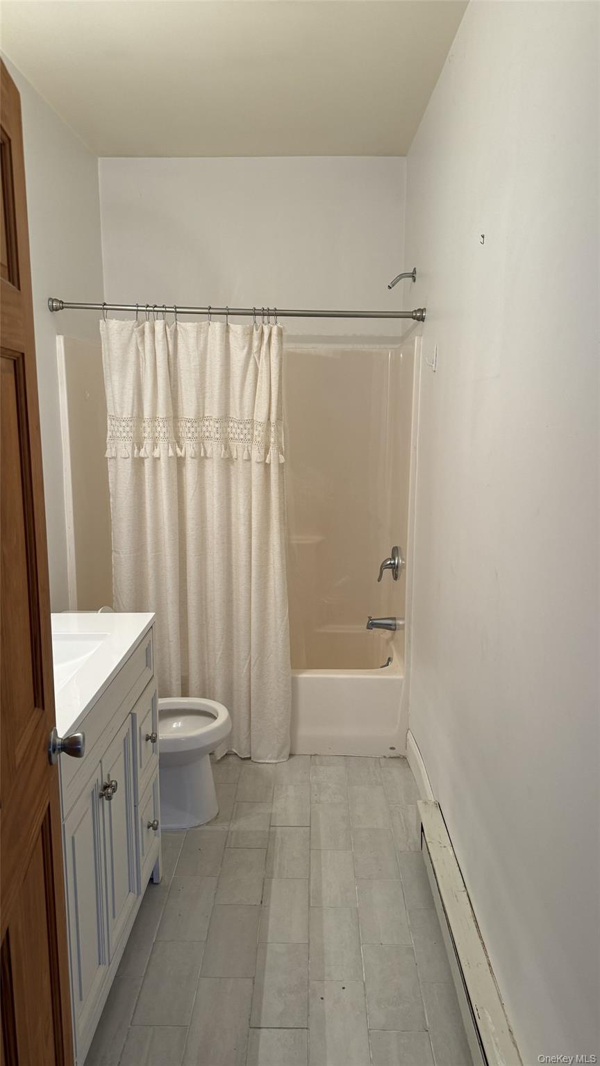 Rhinebeck, New York 12572, United States, 2 Bedrooms Bedrooms, ,2 BathroomsBathrooms,Residential,Active,232746