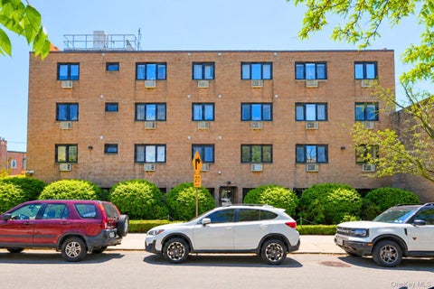 Condo For Sale - 6236 59th Drive #B2<br/> Maspeth, NY 11378