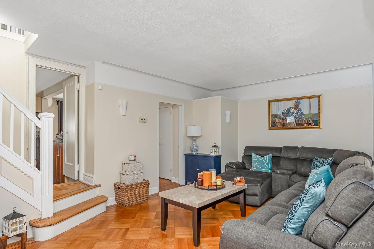 200-06 115th Avenue - Photo 3