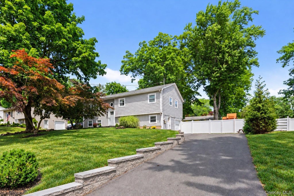 Photo of 575 Babbling Brook Lane, Valley Cottage, NY 10989 (MLS # 1016268)
