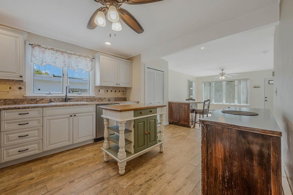 1443 W Main Street, Riverhead, New York image 14