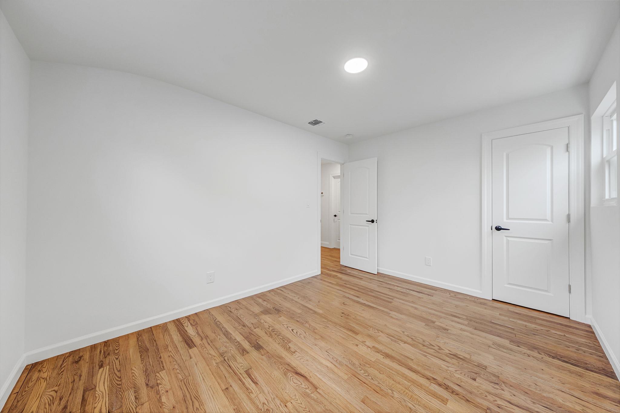71 Selden Boulevard, Centereach, New York image 19