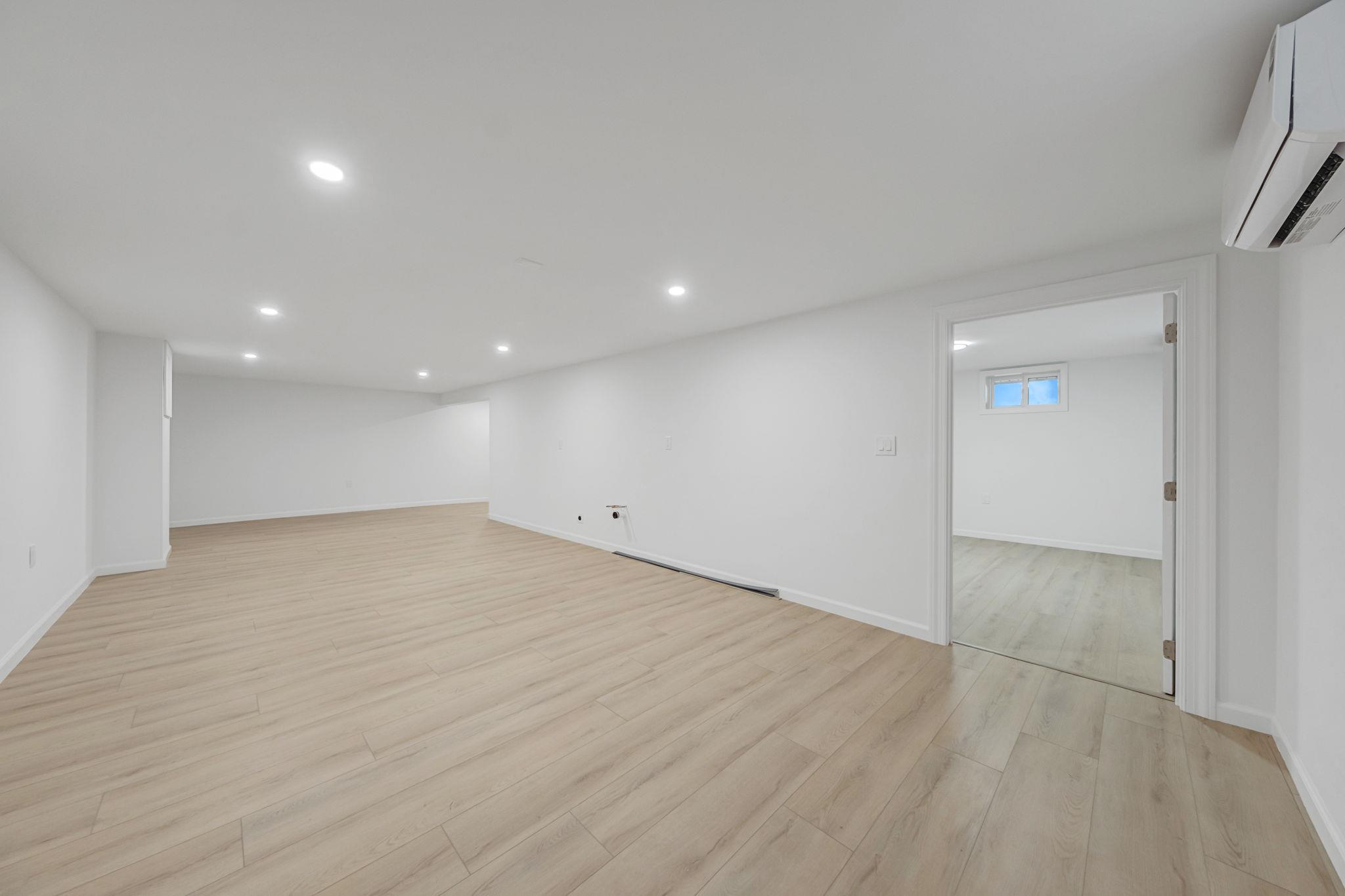 71 Selden Boulevard, Centereach, New York image 24