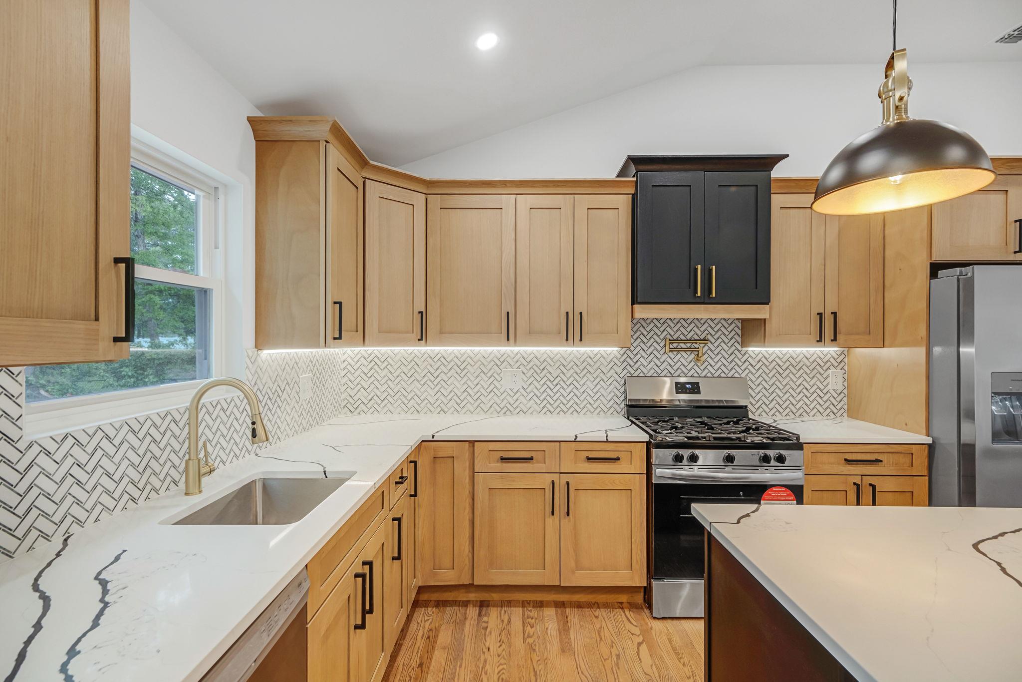 71 Selden Boulevard, Centereach, New York image 5