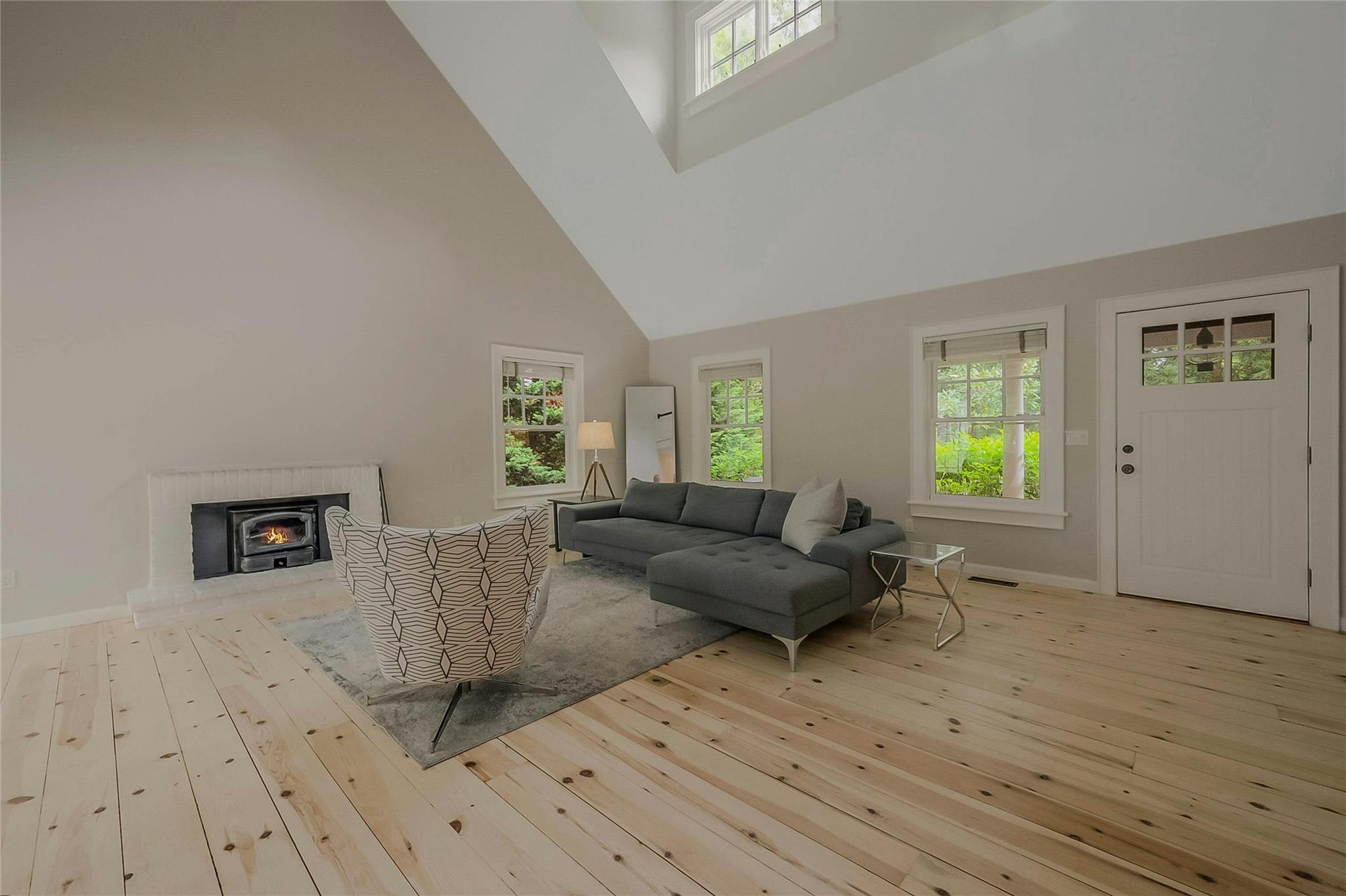 11 The Pkwy Pkwy, Southampton, New York image 7