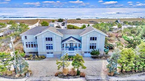 Homes For Sale - 605 Dune Road<br/> Westhampton, NY 11977