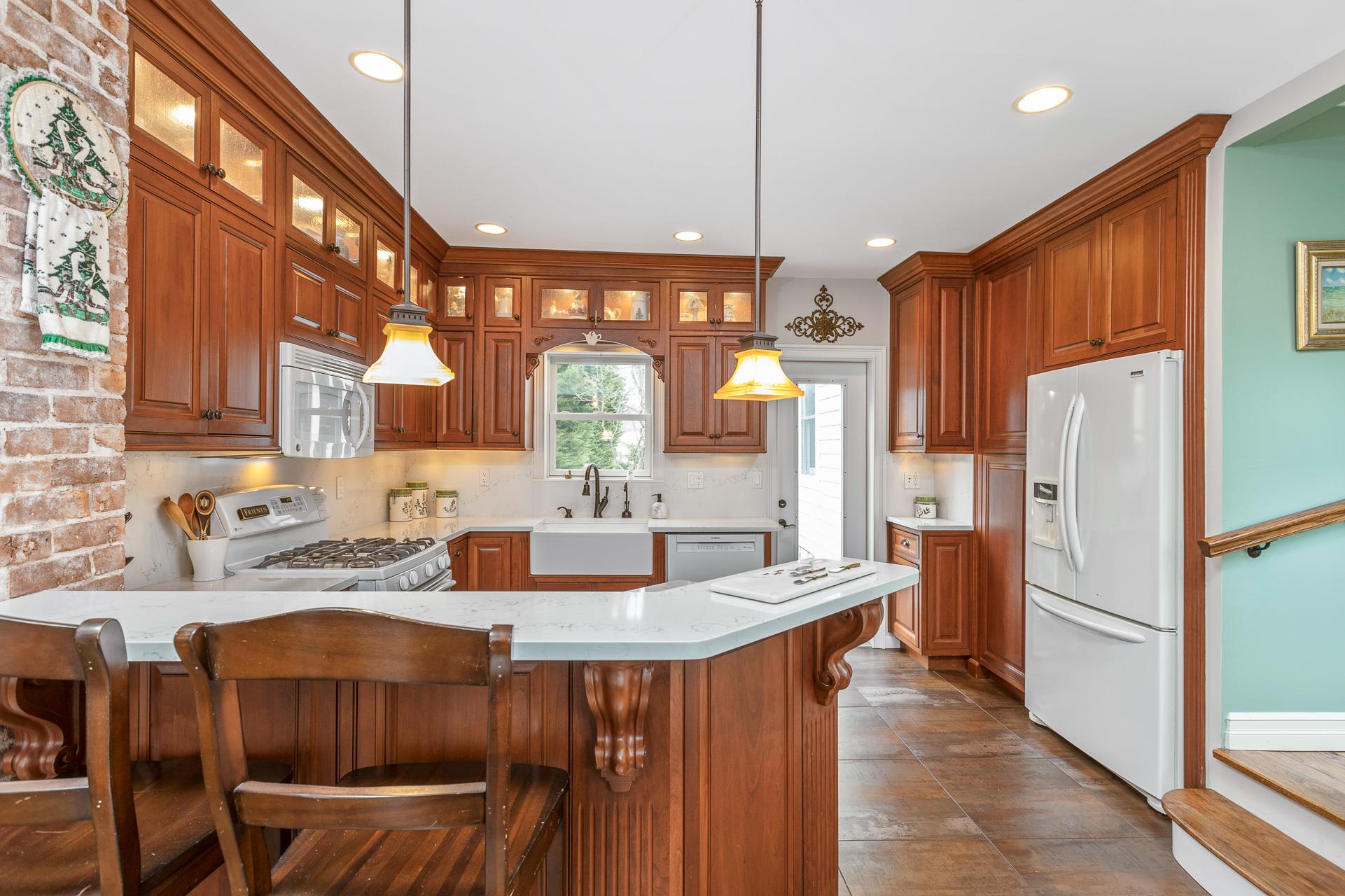67 W Gnarled Hollow Road, Setauket, Florida image 15