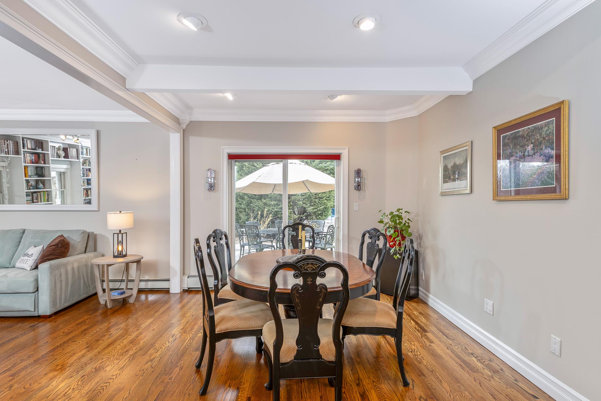 67 W Gnarled Hollow Road, Setauket, Florida image 12