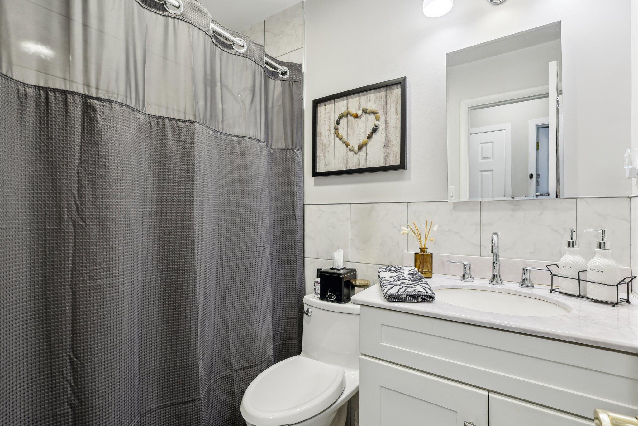 2 Church Lane #L, Valley Cottage, New York image 12