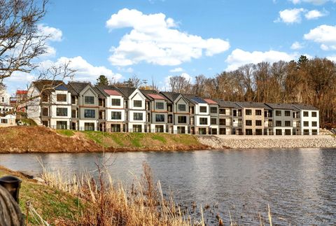 Photo of 2 Icehouse Drive, Saugerties, NY 12477 (MLS # 984630)