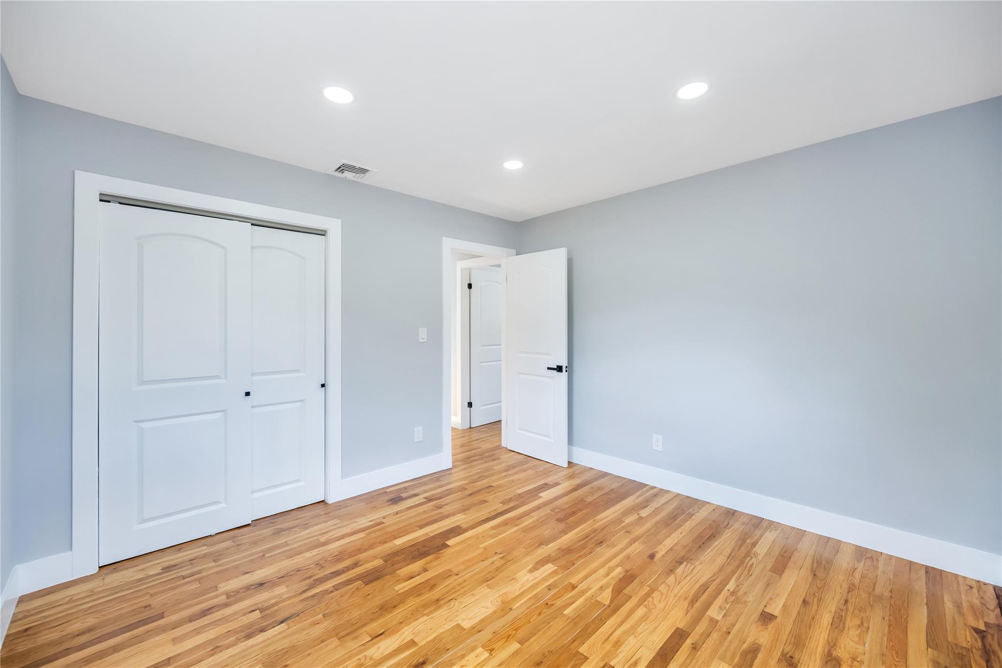 16 Huckleberry Lane, Oyster Bay, New York image 21