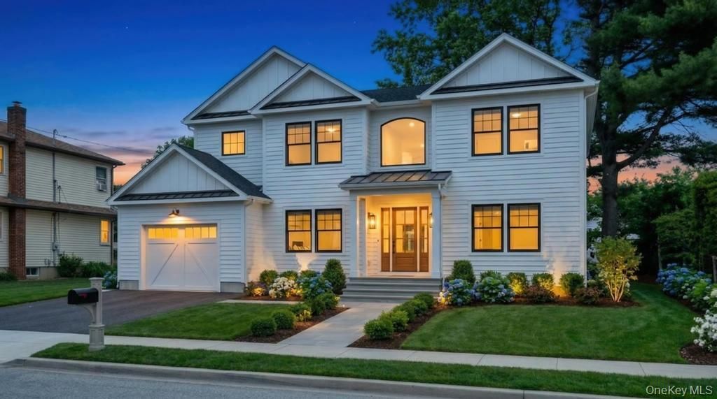 Photo of 516 Lariat Lane, Bethpage, NY 11714 (MLS # 978904)