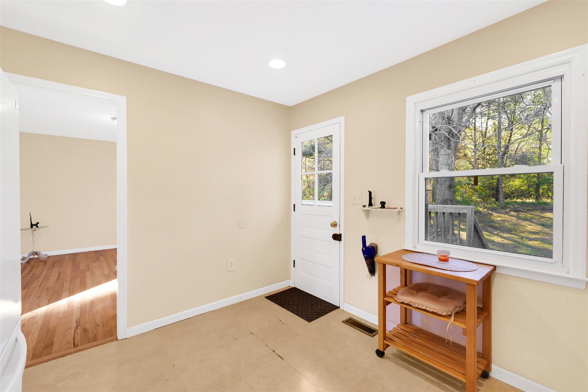 15 Spencer Drive, Red Hook, New York image 24