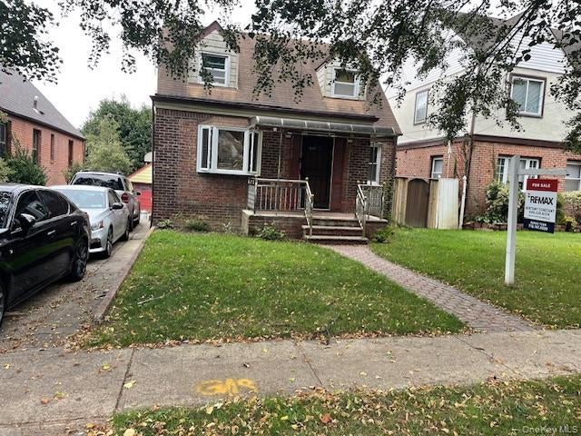 Photo of 21422 Whitehall Terrace, Queens Village, NY 11427 (MLS # 1053497)