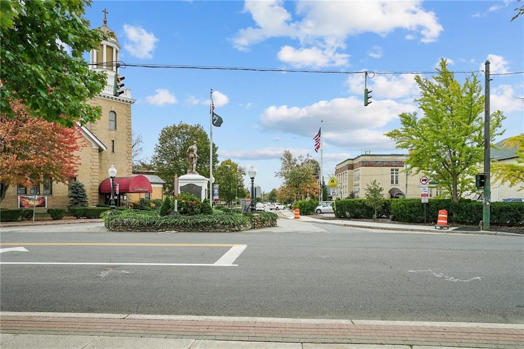 5 Oakdale Manor #B11, Suffern, New York image 16