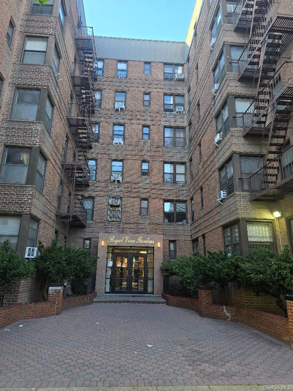 Photo of 84-19 51 Avenue Ave #1I, Elmhurst, NY 11373 (MLS # 988475)