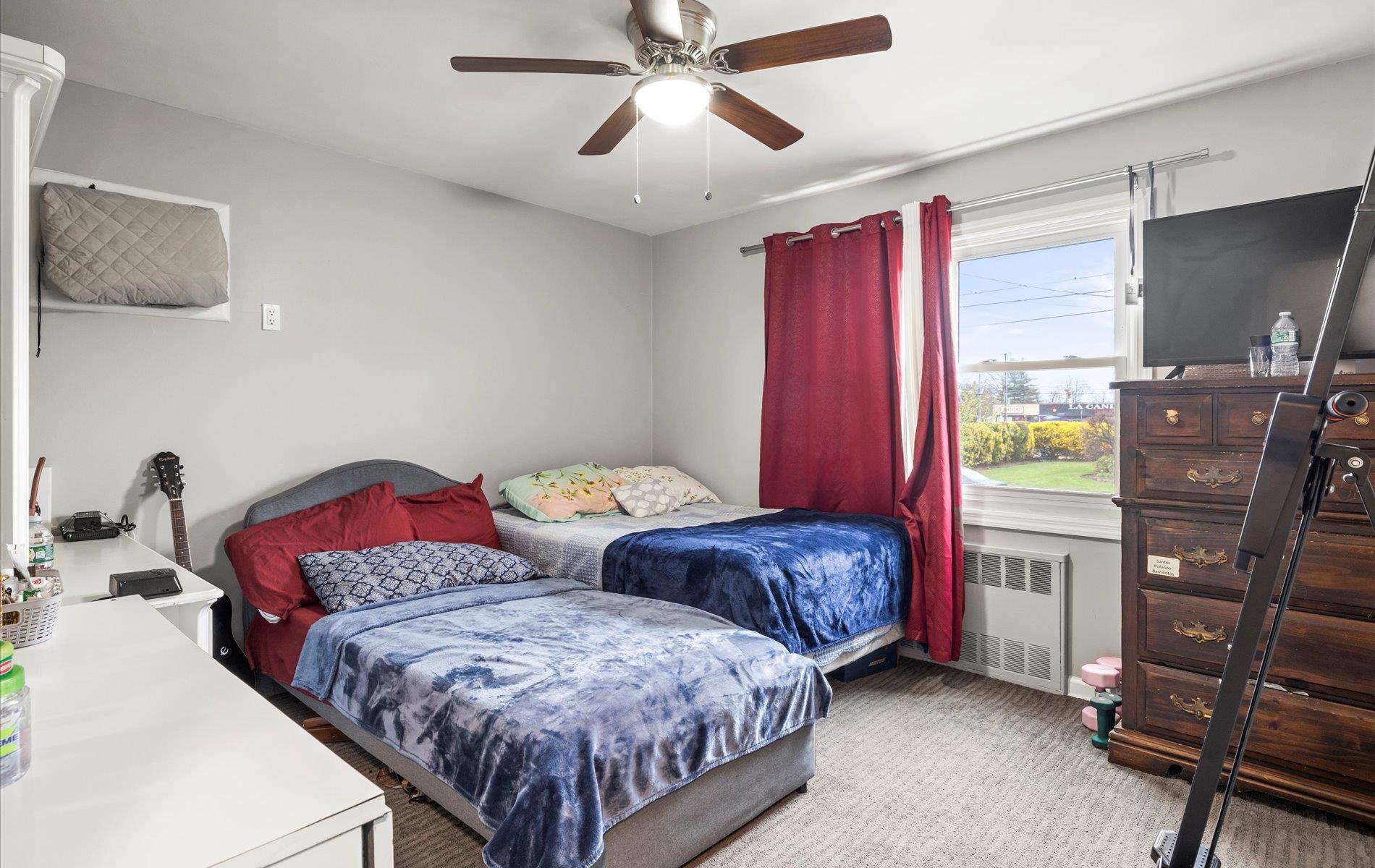210 Parker Avenue, West Hempstead, New York image 11