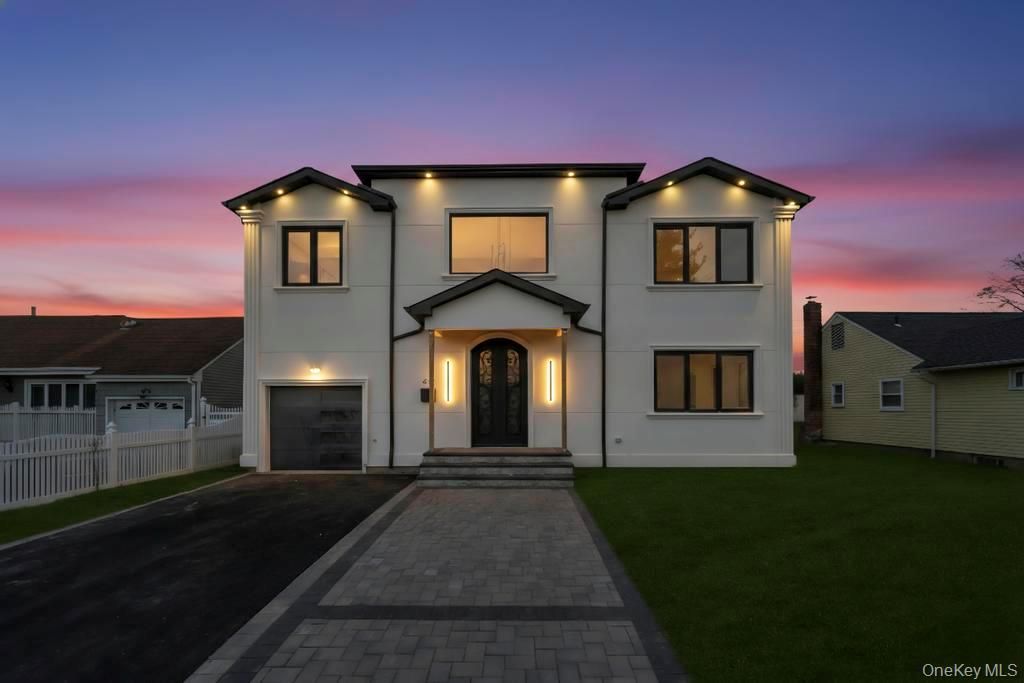 Photo of 472 Farmranch Road E, Bethpage, NY 11714 (MLS # 955687)